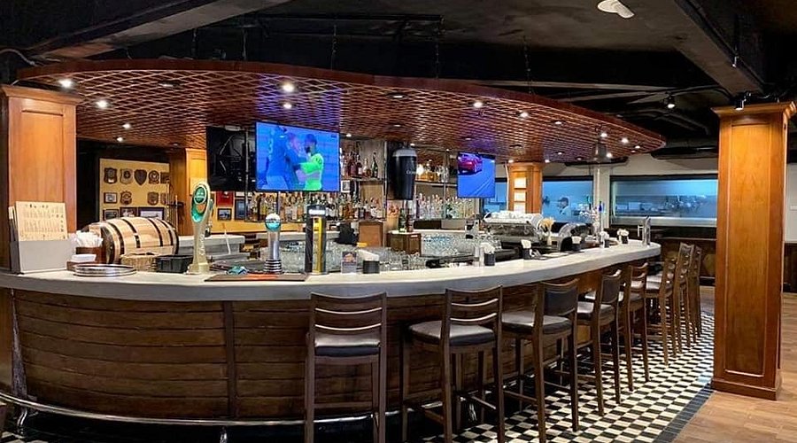 Dicey Reilly's Irish Pub
