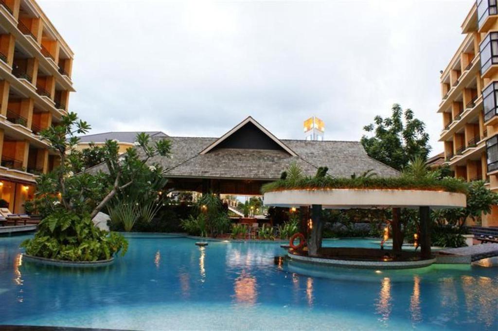 Mantra Pura Resort & Spa