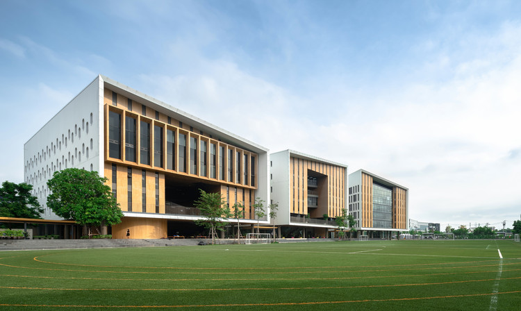 Mooltripakdee International School (MIS)